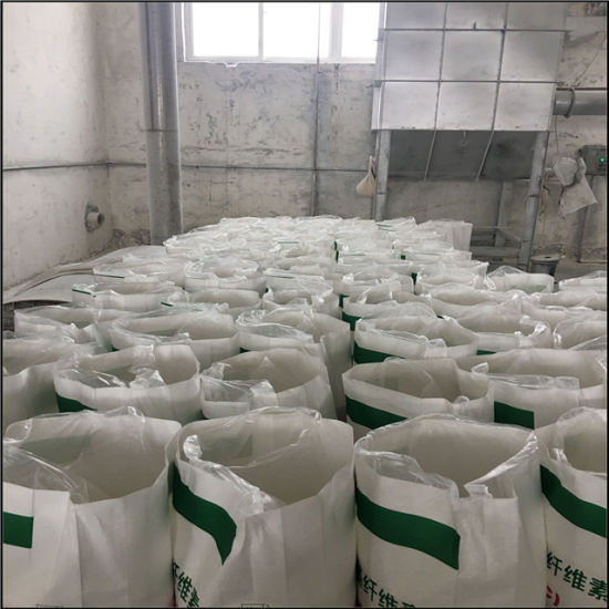 Le fabricant produit du HPMC pour le mastic mural sur le marché indien de Mumbai